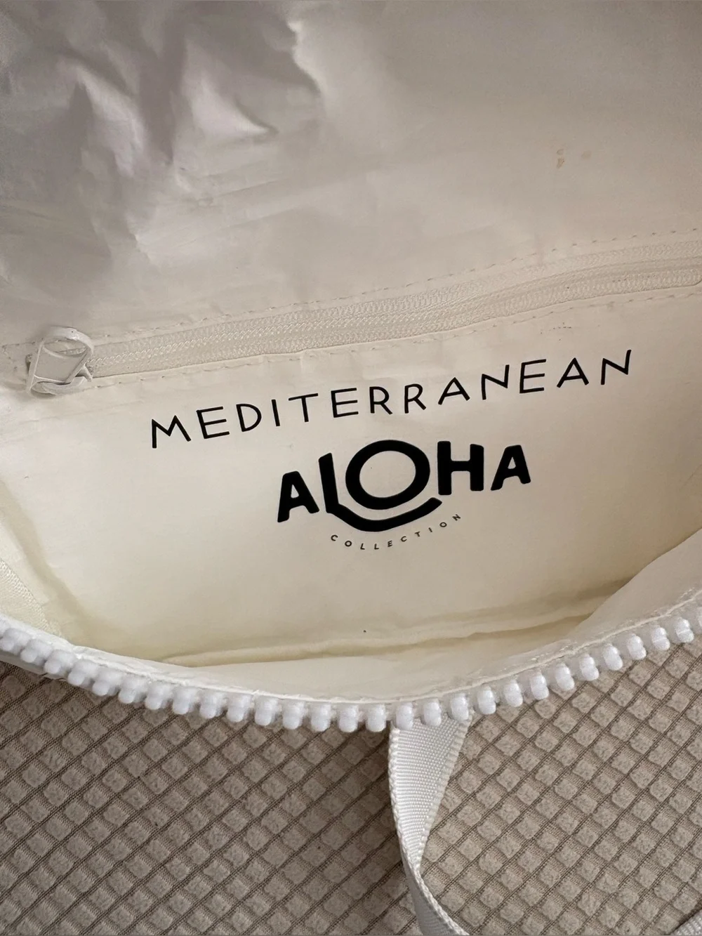 Aloha Collection Belt Bag Fanny Pack White Gold Sunburst Print